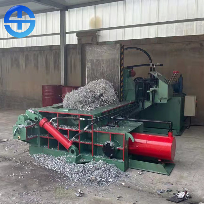 Turn Over Out Bale Size 300*300mm Scrap Metal Baler