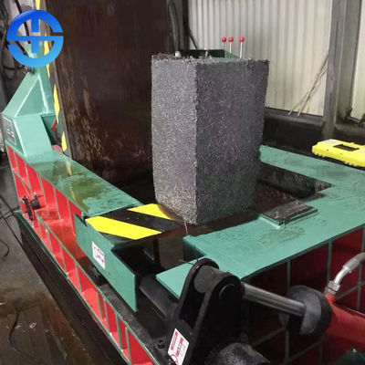 1600KN بالة ضغط حجم 300 * 300 مم مكبس الخردة المعدنية