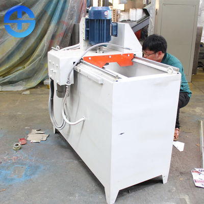 ماكينة تجليخ السكين الصناعية تتحرك 3 أمتار في الدقيقة 2.2kw