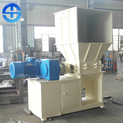 22 KW المزدوج شافت تقطيعه خرده المعادن آلة التقطيع PLC التحكم أقل الغبار