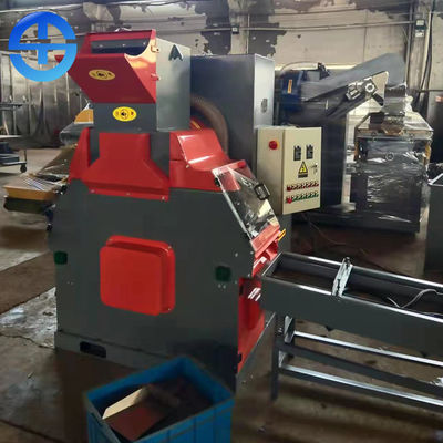 99٪ نقاوة جاف نوع 100-150kg / H محبب الأسلاك النحاسية