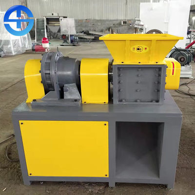 50R / Min 700kg / H 800kg / H Scrap Dual Shaft Shredder للمعادن